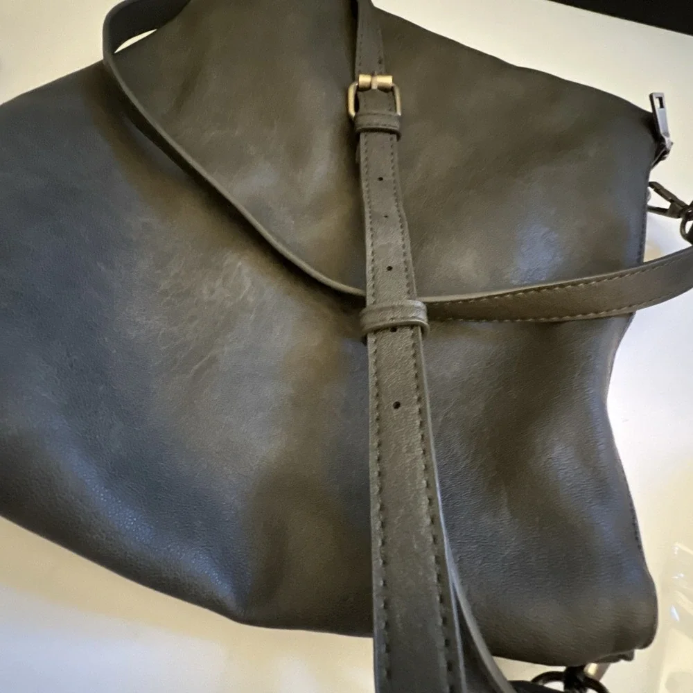 Antik Kraft Supple Faux‎ Leather Crossbody Hobo Bag Dark Charcoal Grey Zipper